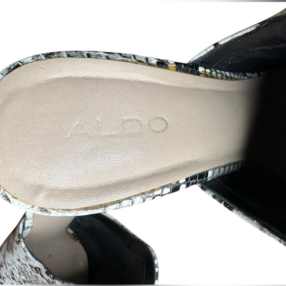 ALDO women’s Etalisien Snakeskin Embossed Block
Heel Mule size 7 - Picture 7 of 9